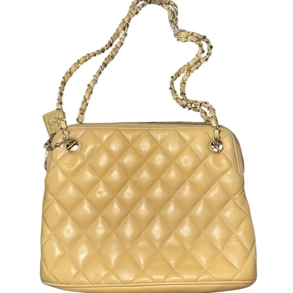 CHANEL Yellow Quilted Shoulder Bag with Chain Strap - Picture 8 of 16